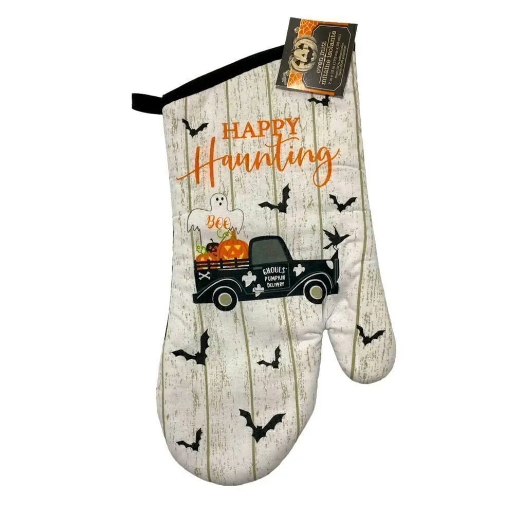 NWT Halloween 4 Piece Pot Holder/ Oven Mitt Set Ghost & Bats